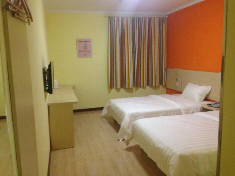7Days Inn Qingdao Shandong Raod Zhenning Overpass Exterior foto