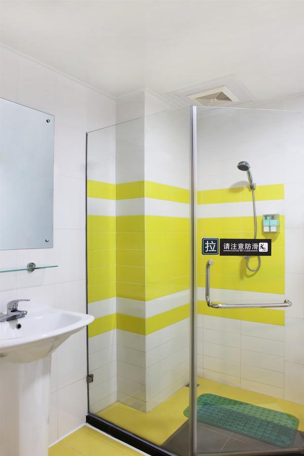 7Days Inn Qingdao Shandong Raod Zhenning Overpass Exterior foto